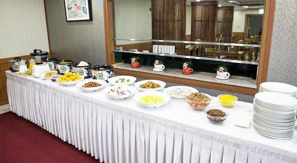 Ra Tourist Hotel Jeju Ngoại thất bức ảnh